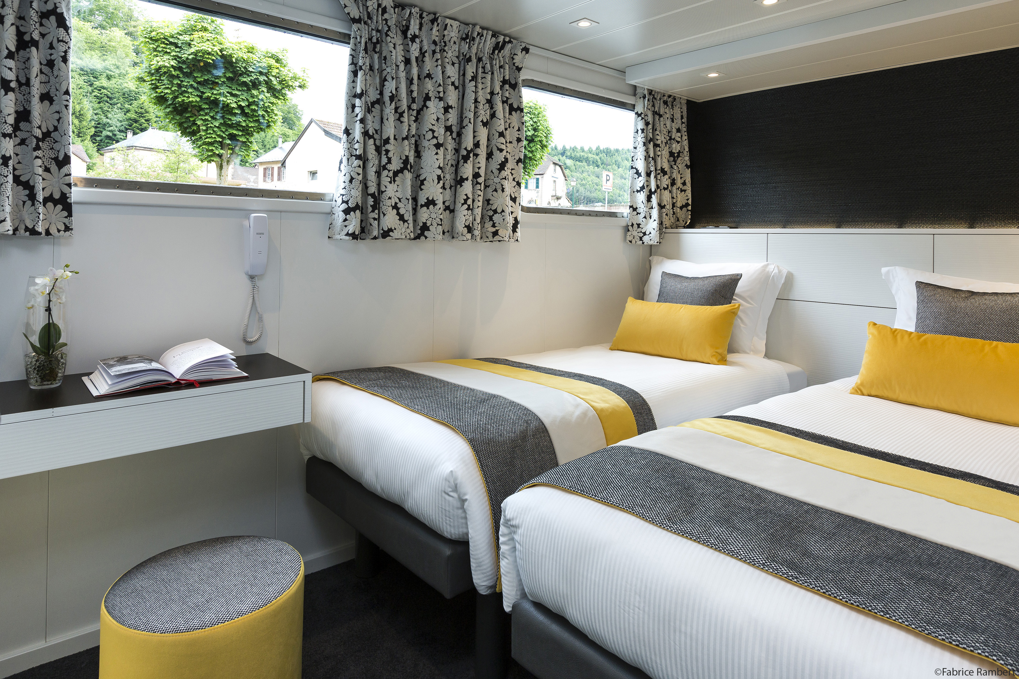 CroisiEurope Madeleine CAbin 1.jpg